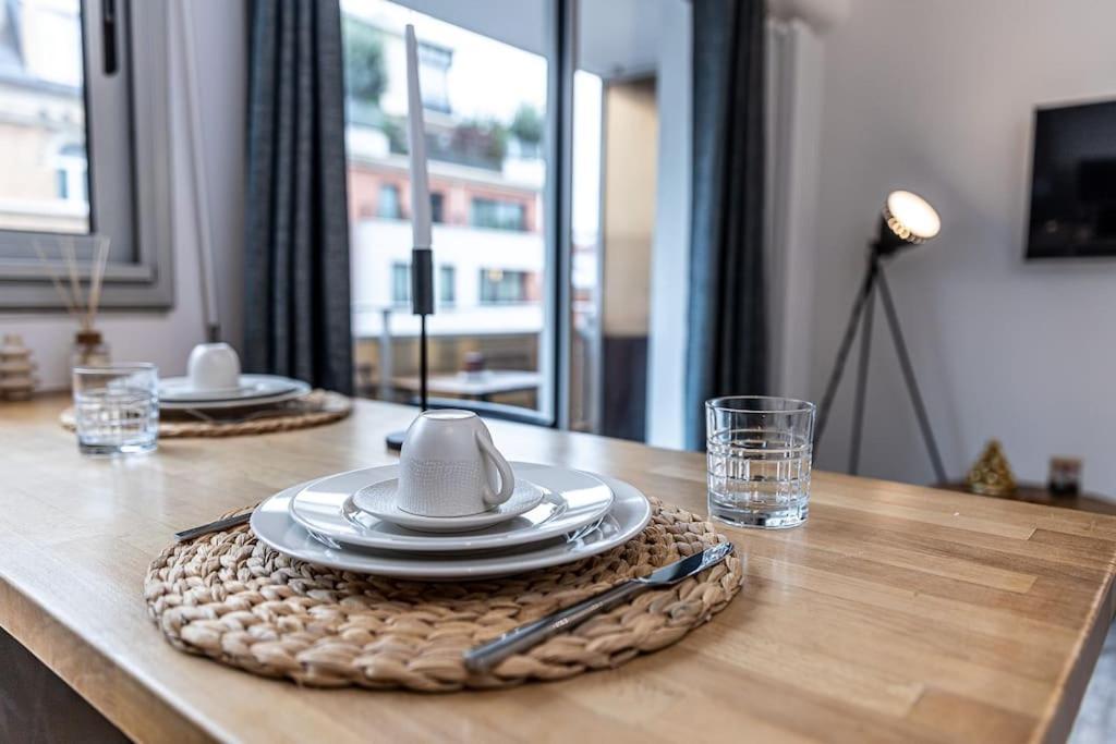 Appartement Cosy With Sunny Balcony