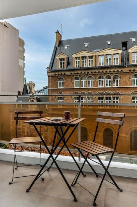 Appartement Cosy With Sunny Balcony